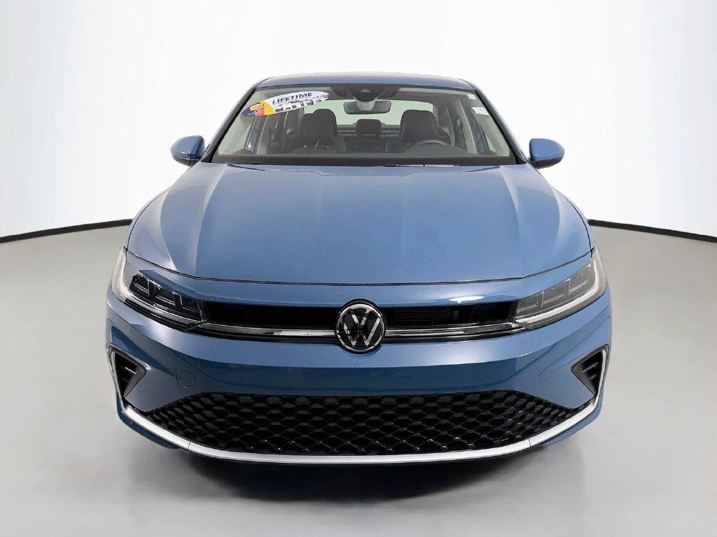 Used 2025 Volkswagen Jetta SE with VIN 3VWEX7BU9SM092359 for sale in Cohasset, Minnesota