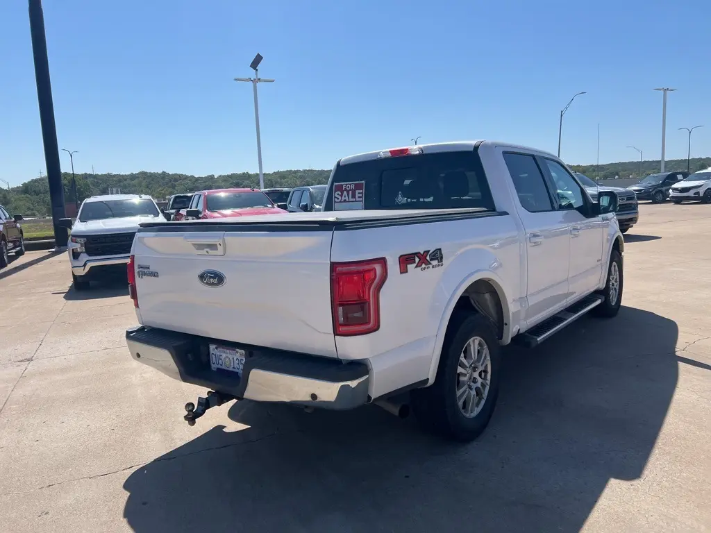 2016 Ford F-150 Lariat photo 10