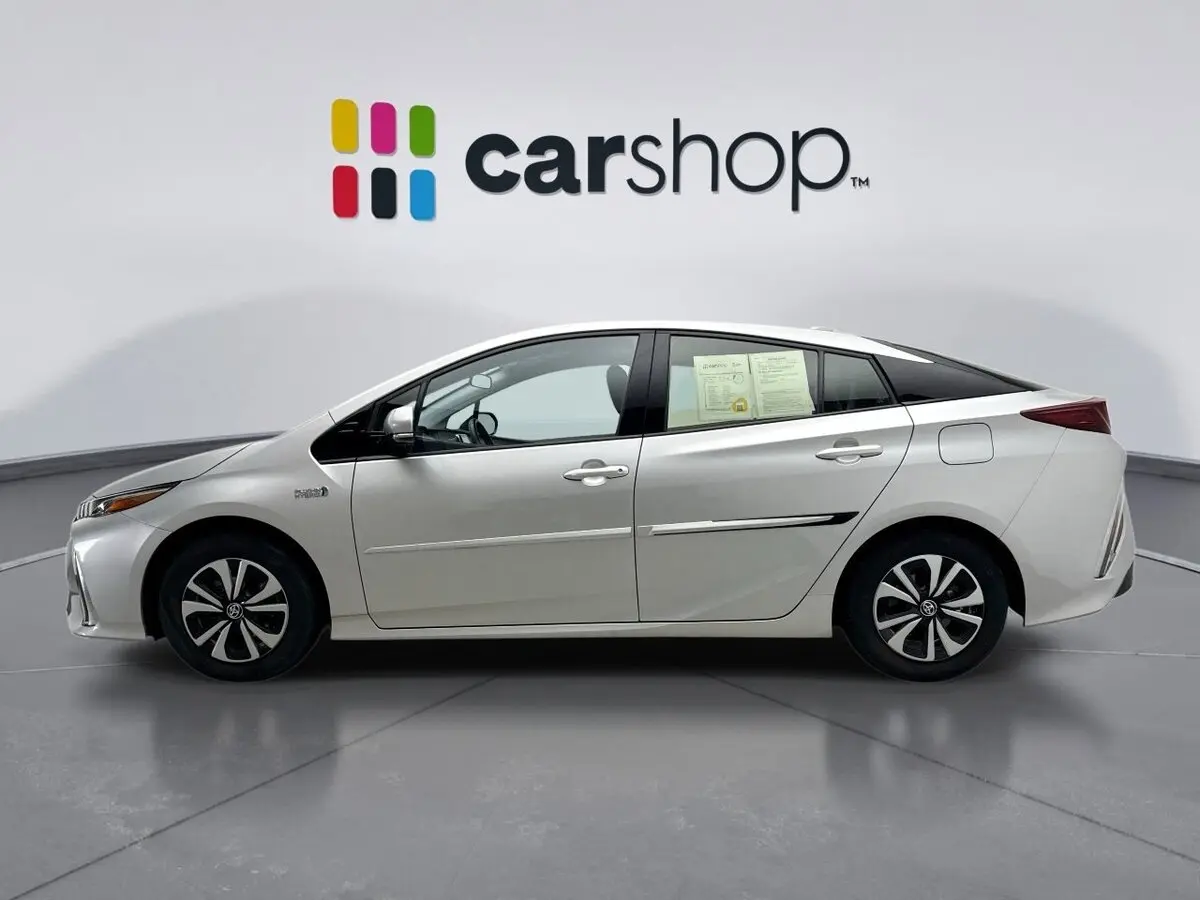 2017 Toyota Prius Prime Three Four photo 2