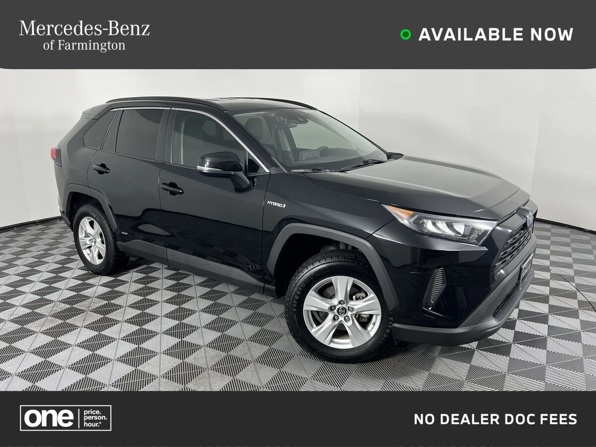 2021 Toyota RAV4 LE