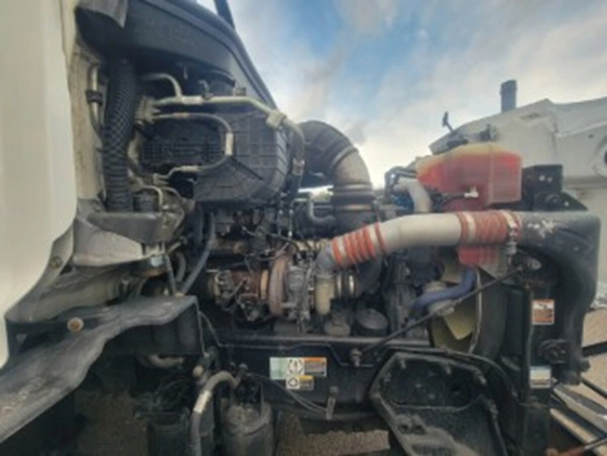 2020 Peterbilt 579 in Youngstown, OH — photo 6