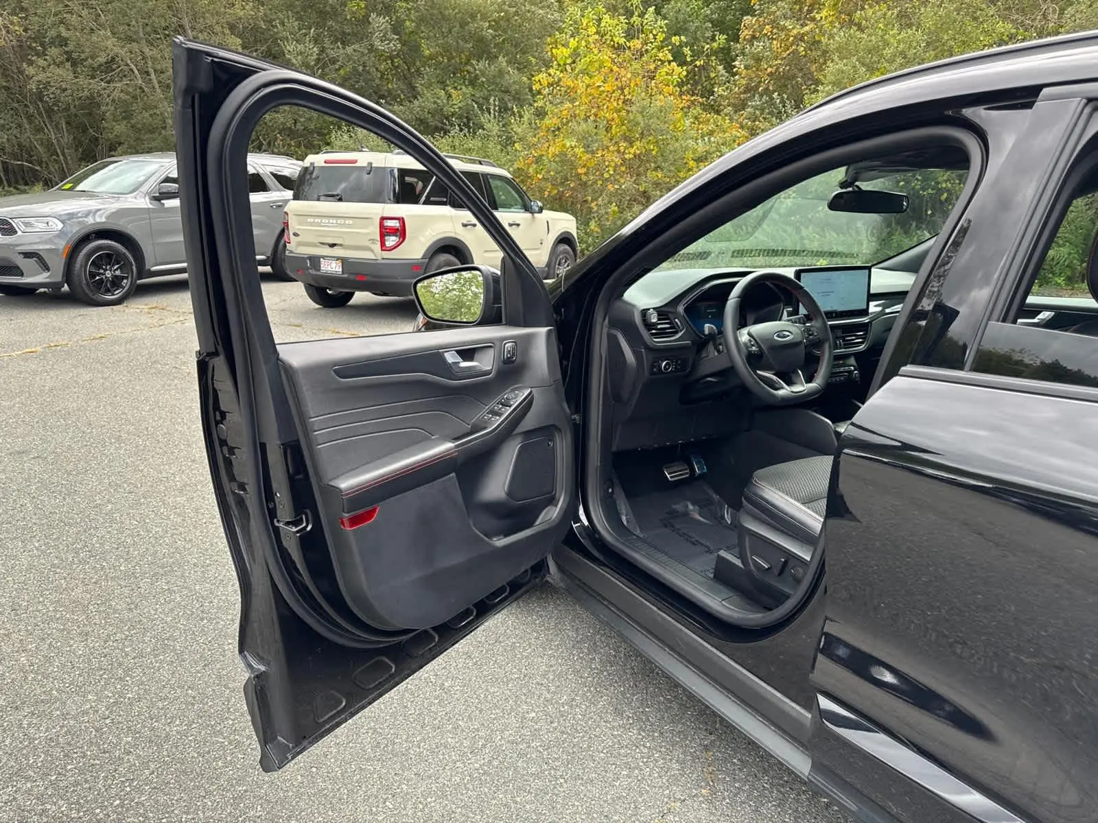 2024 Ford Escape ST-Line Select photo 10