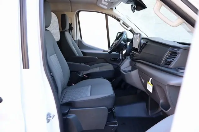 2025 Ford Transit photo 30