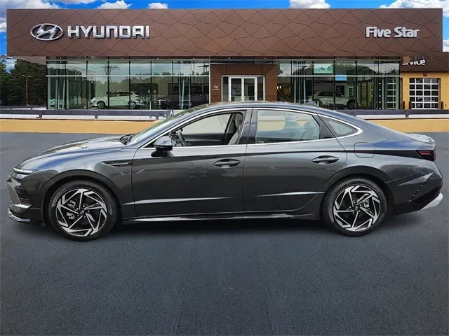 2024 Hyundai Sonata SEL photo 4