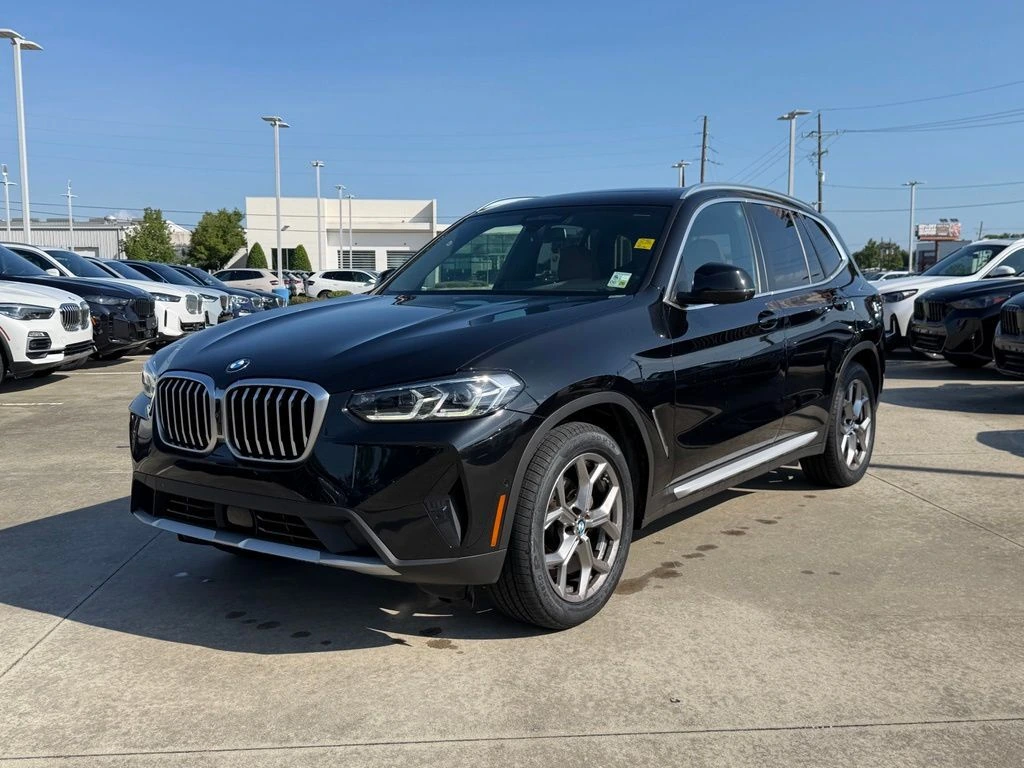 2023 BMW X3 sDrive30i's photo