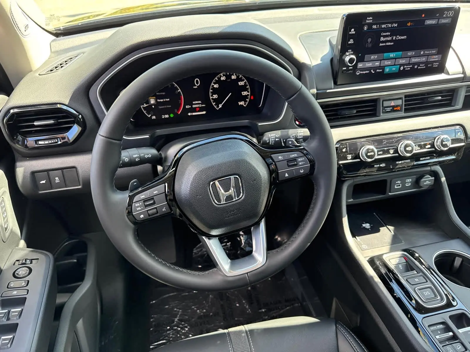 2025 Honda Pilot Touring photo 13