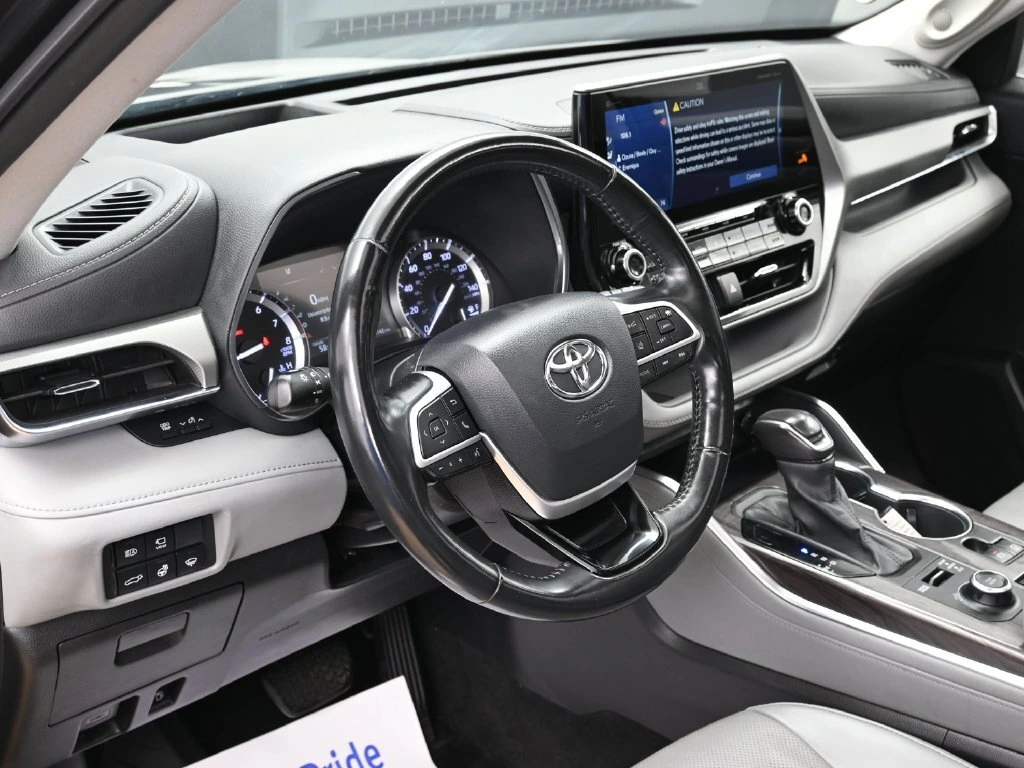 2022 Toyota Highlander Platinum - Photo 11