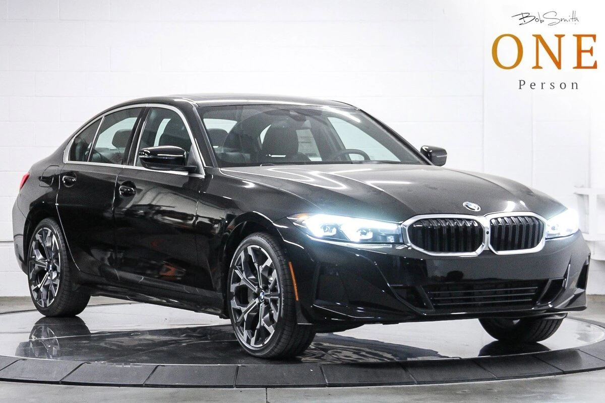 2026 BMW 3 Series 330i Sedan's photo