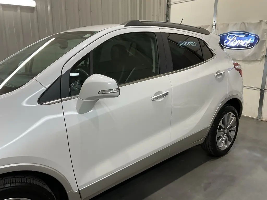 2019 Buick Encore Preferred photo 5