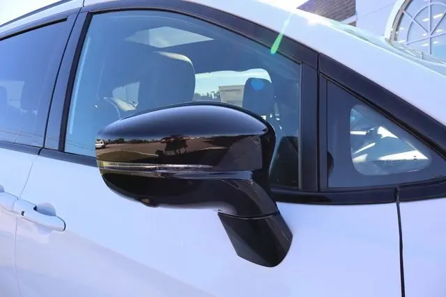 2026 Chrysler Pacifica Limited photo 2