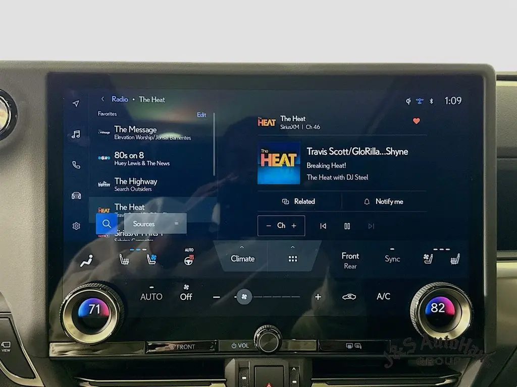 2025 Lexus GX 550 Luxury photo 17