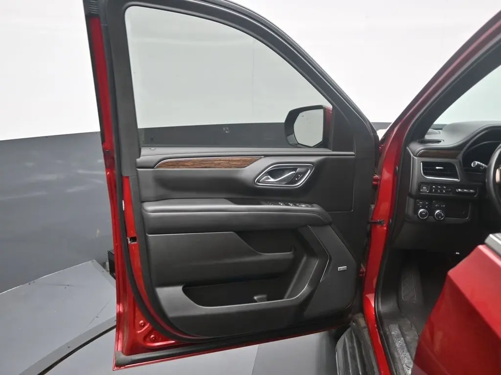 2022 Chevrolet Tahoe High Country photo 11