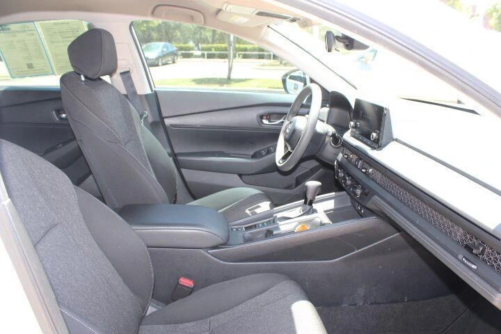 2024 Honda Accord LX - Photo 19