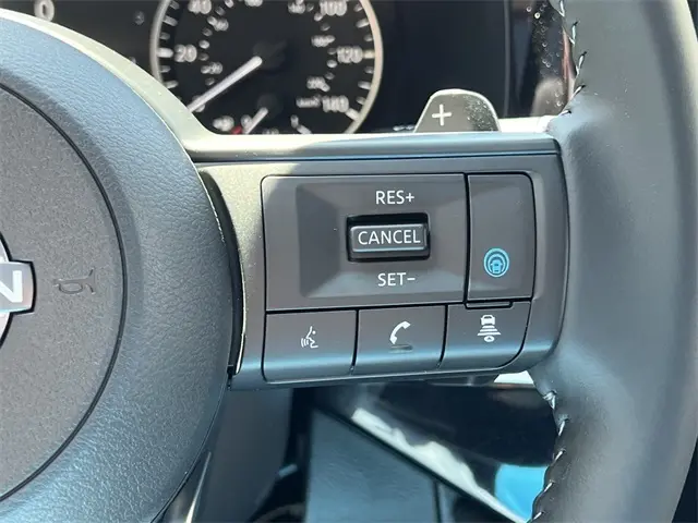 2025 Nissan Pathfinder SV photo 14