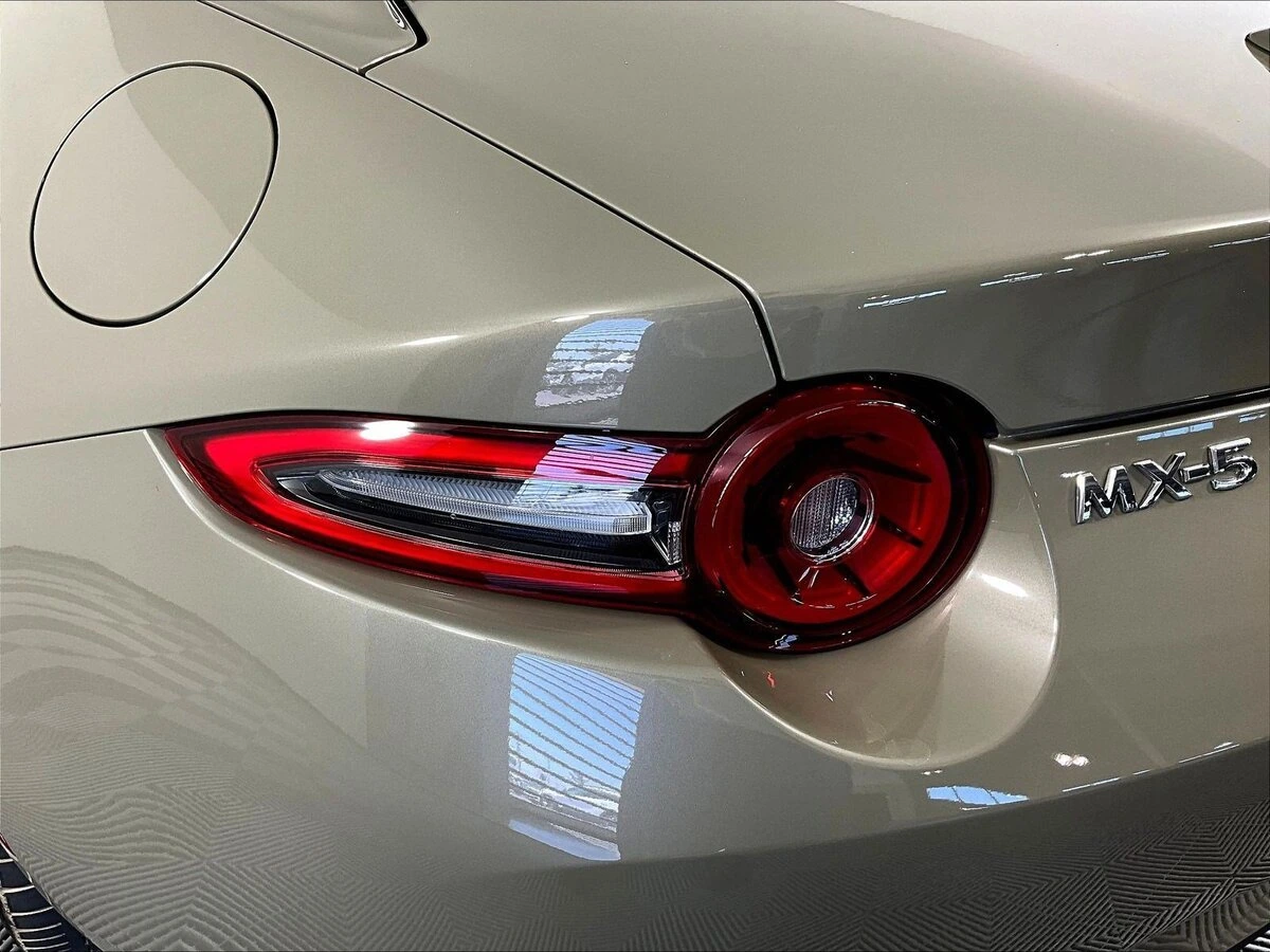 2024 Mazda MX-5 Miata RF Grand Touring - Photo 19
