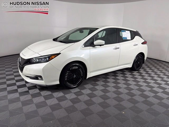 2024 Nissan LEAF