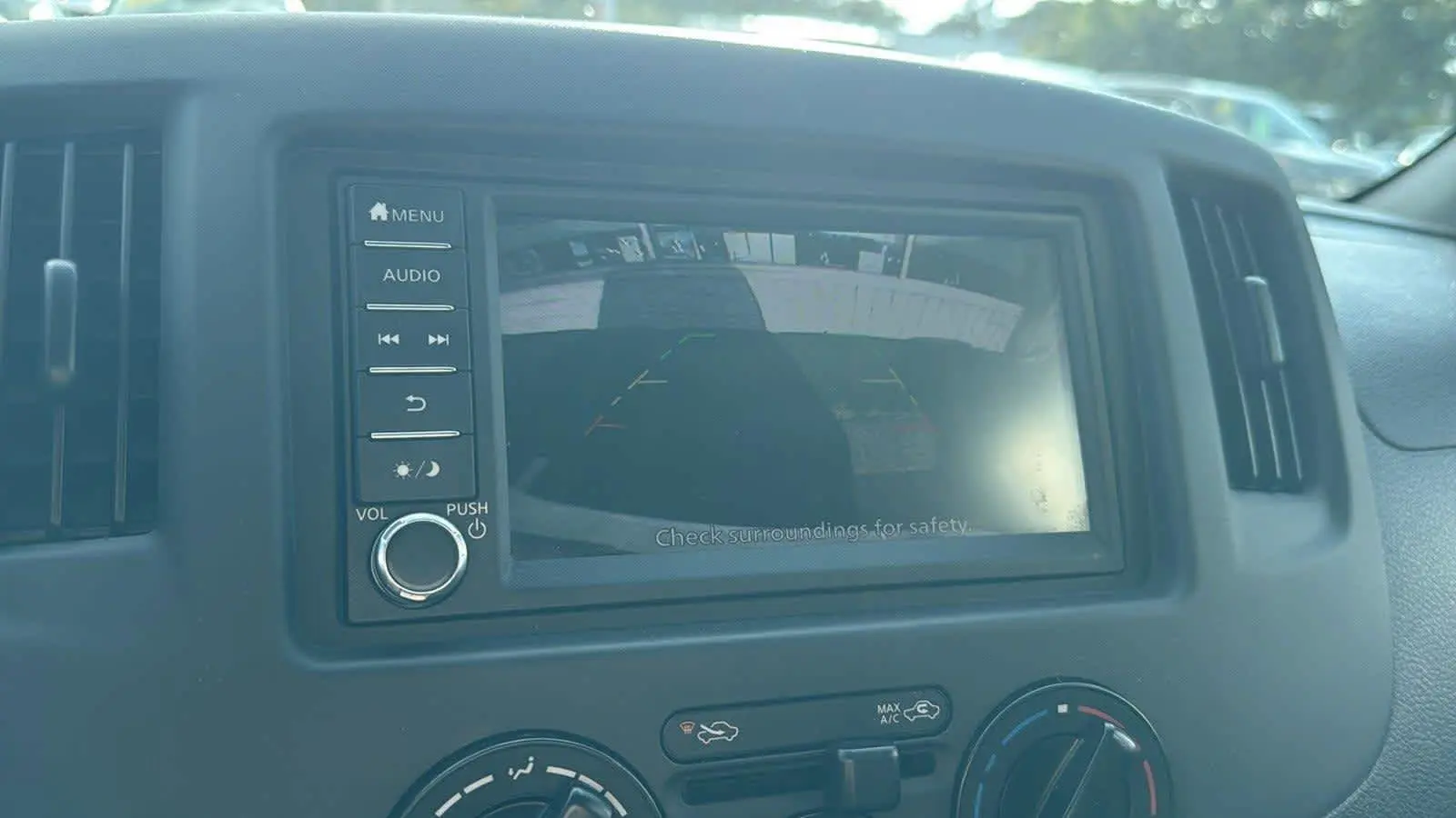 2020 Nissan NV200 SV photo 16