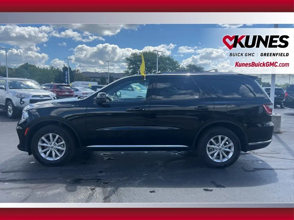 2024 Dodge Durango SXT photo 3