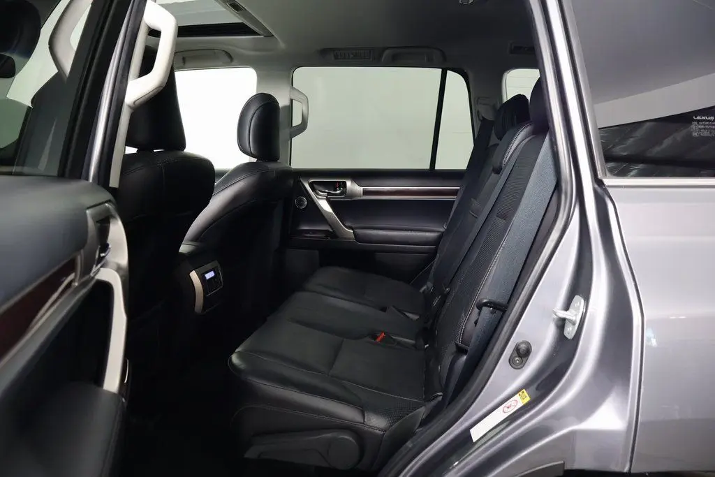 2015 Lexus GX 460 Luxury photo 10