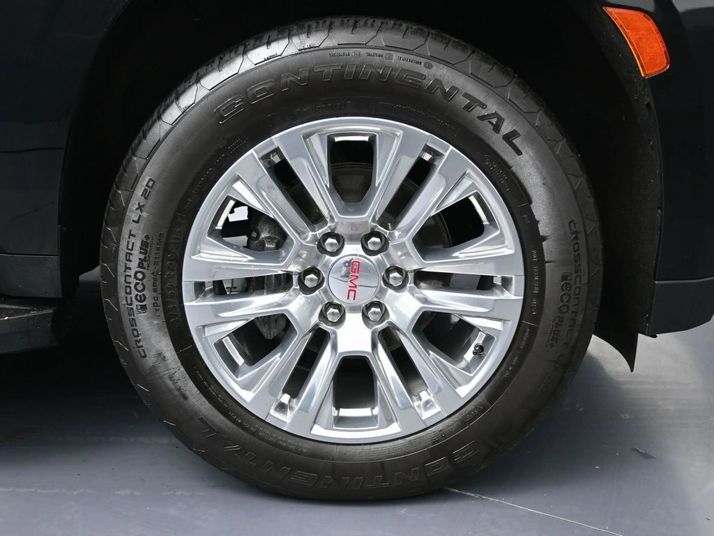 2024 GMC Yukon Denali - Photo 39