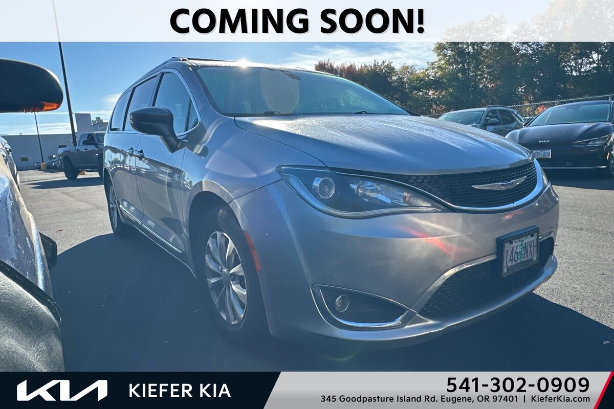 2019 Chrysler Pacifica Touring L