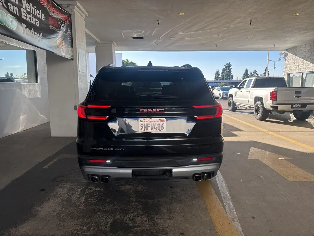 2024 Gmc Acadia Elevation photo 2