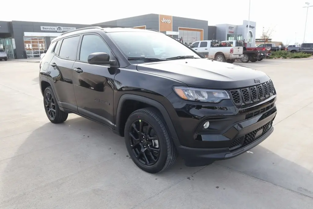 2026 Jeep Compass Altitude's photo