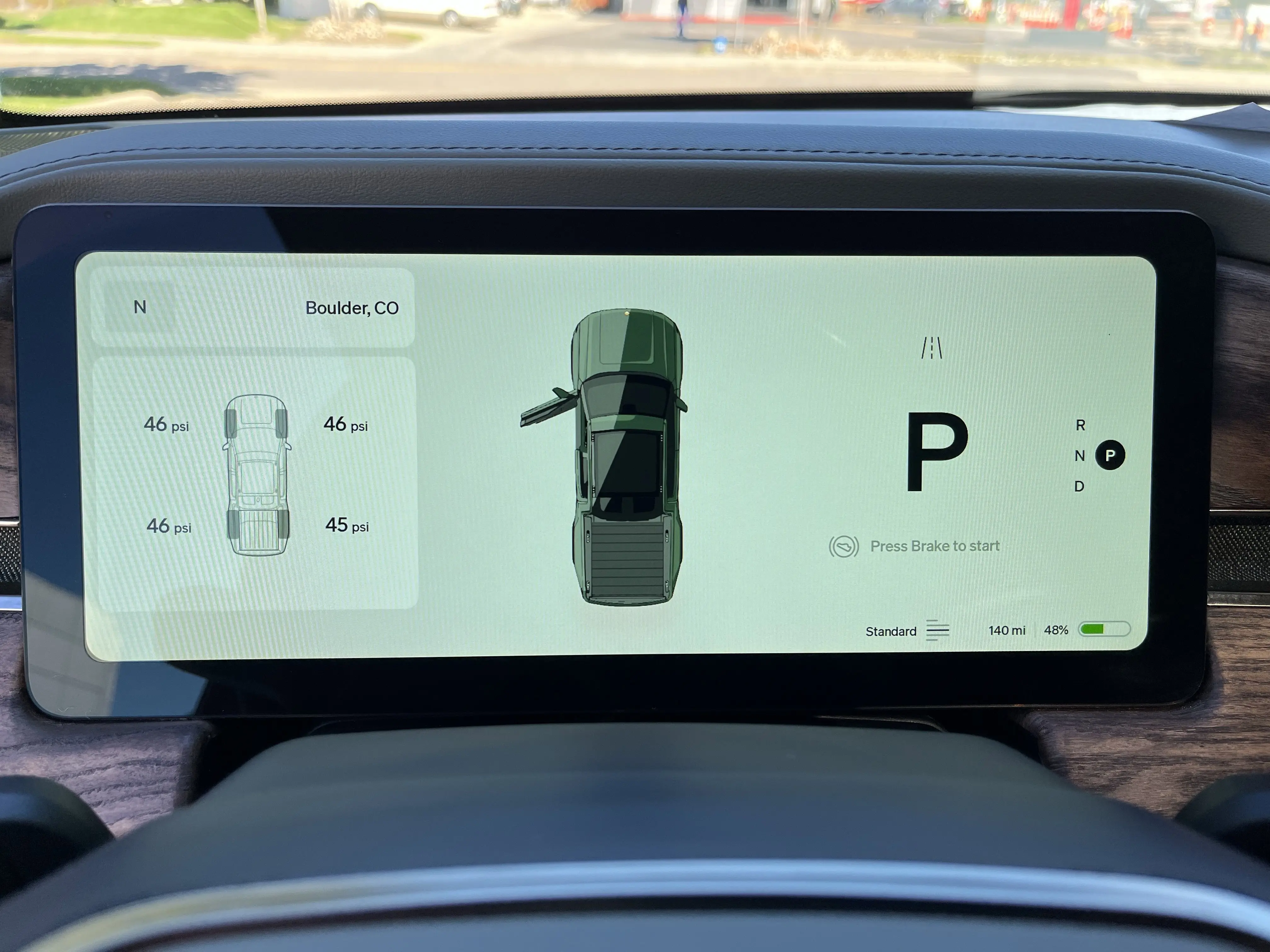 2022 Rivian R1T Adventure photo 21