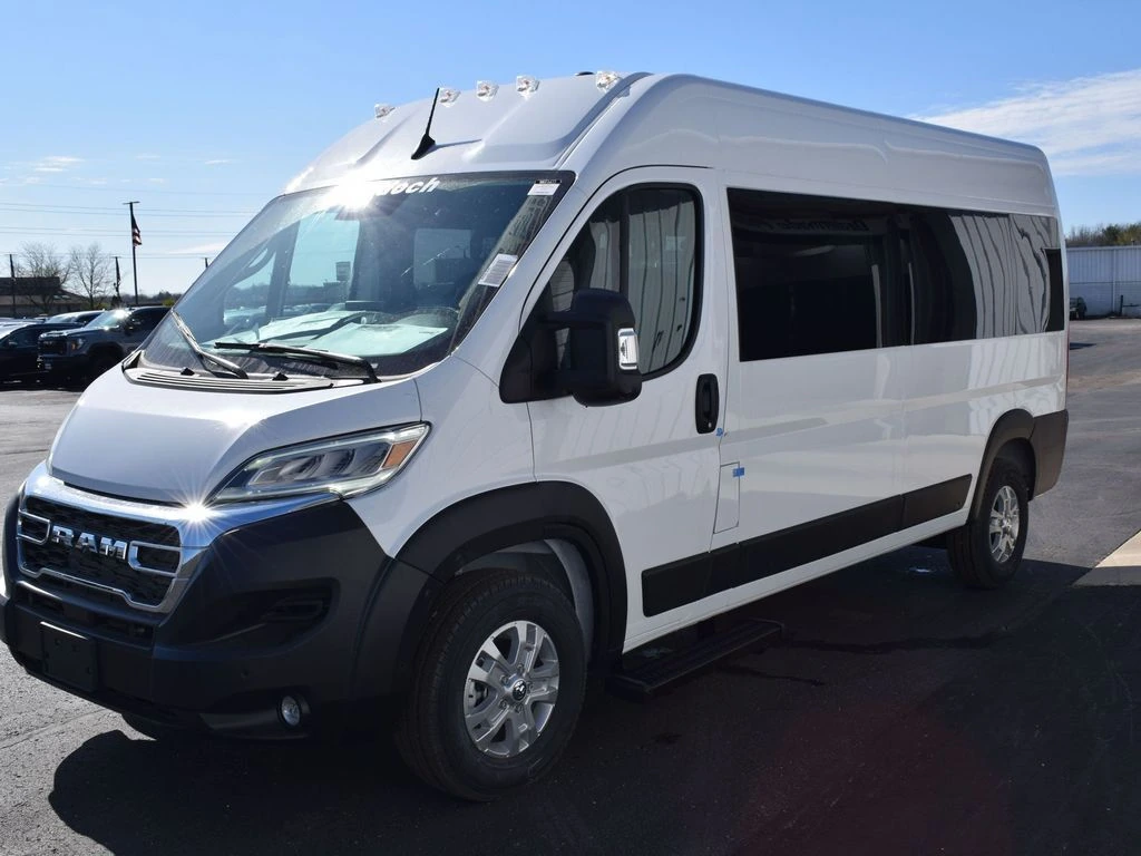 2024 RAM ProMaster Window Van Base - Photo 8