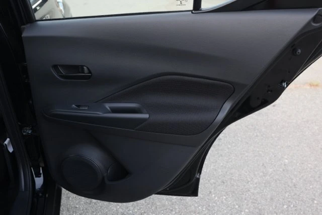 2025 Nissan KICKS PLAY Base - Photo 19