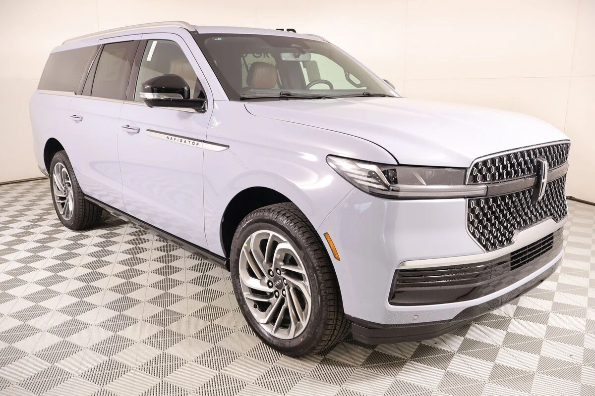 2026 Lincoln Navigator Reserve L 4WD's photo