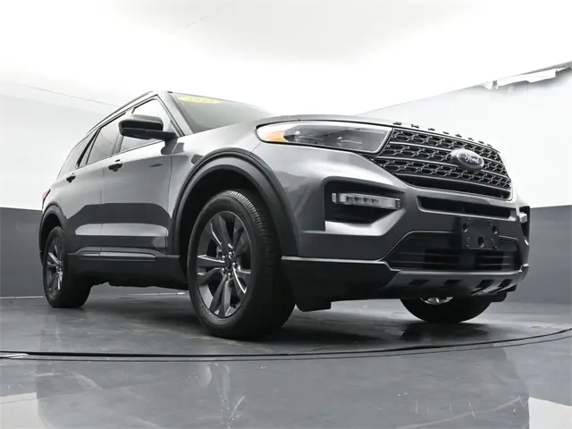 2022 Ford Explorer XLT Sport photo 27