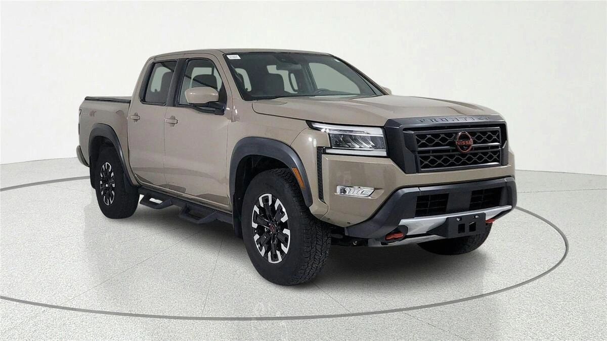 2023 Nissan Frontier PRO-4X Crew Cab 4X4's photo
