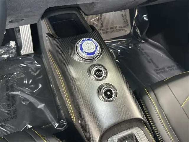2022 Maserati MC20 Base photo 14