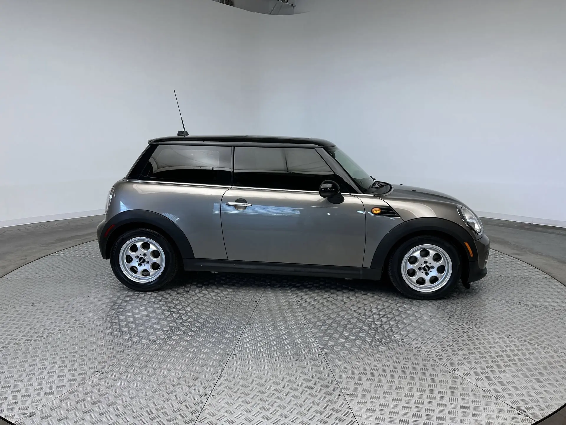 Used 2012 MINI Cooper Base with VIN WMWSU3C53CT260849 for sale in Highlands Ranch, CO