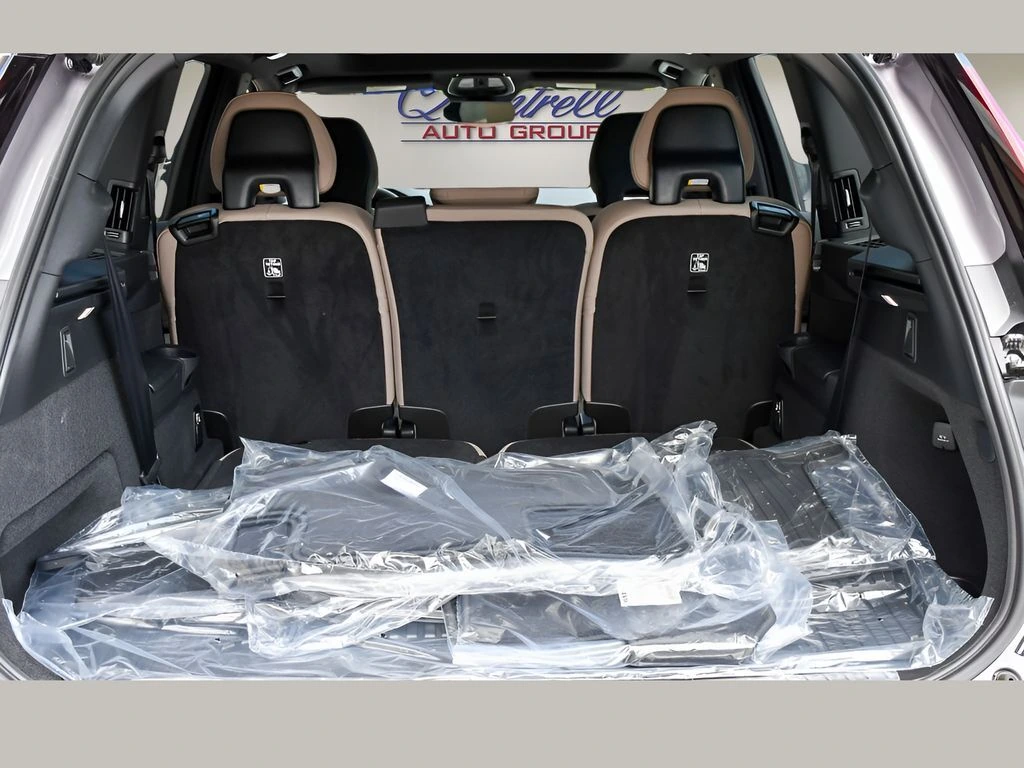 2026 Volvo XC90 Plus - Photo 23