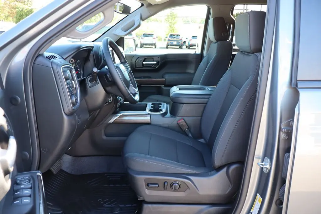 2021 Chevrolet Silverado Trail Boss LT photo 10