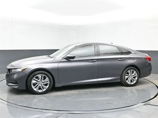 2018 Honda Accord LX photo 4