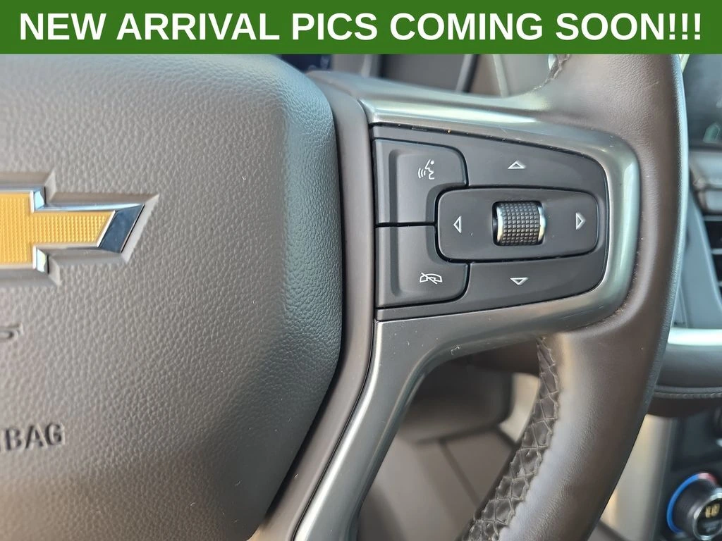 2024 Chevrolet Suburban LT - Photo 19