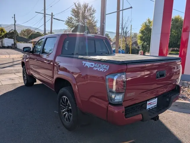 2021 Toyota Tacoma TRD Sport V6 photo 4