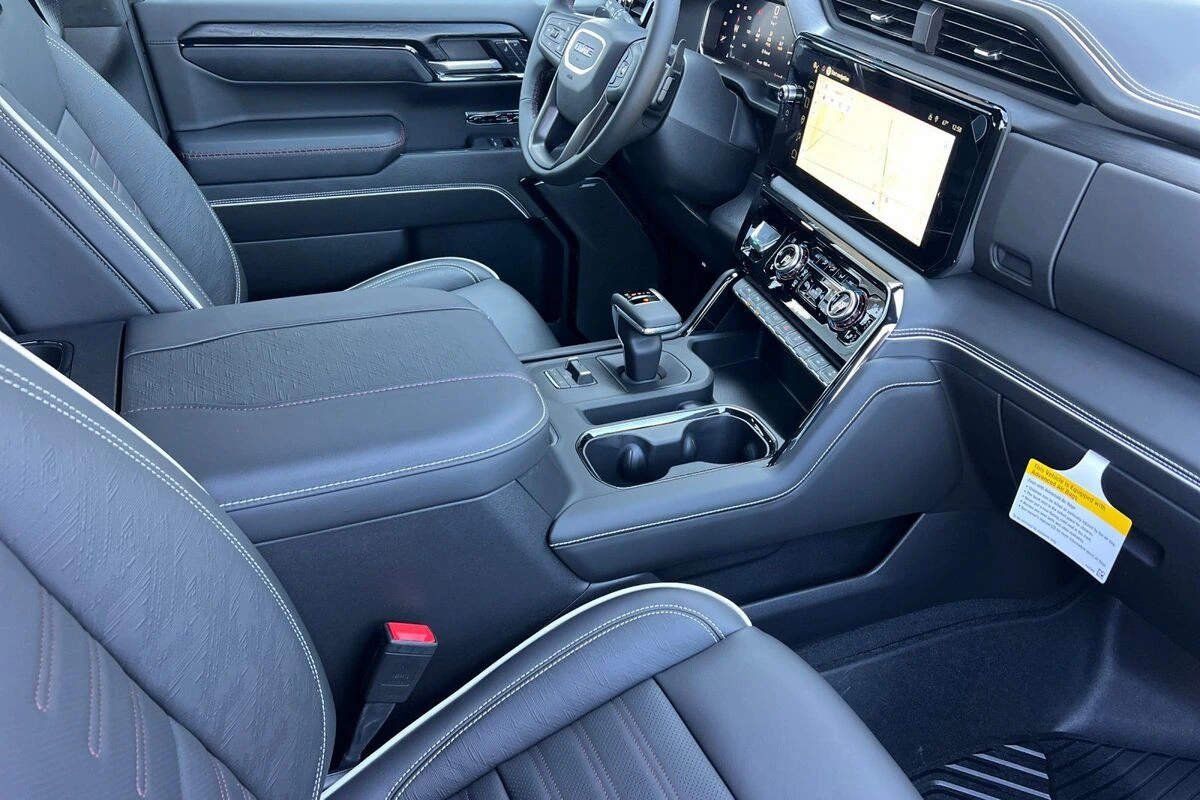 2026 GMC Sierra 1500 AT4X - Photo 17