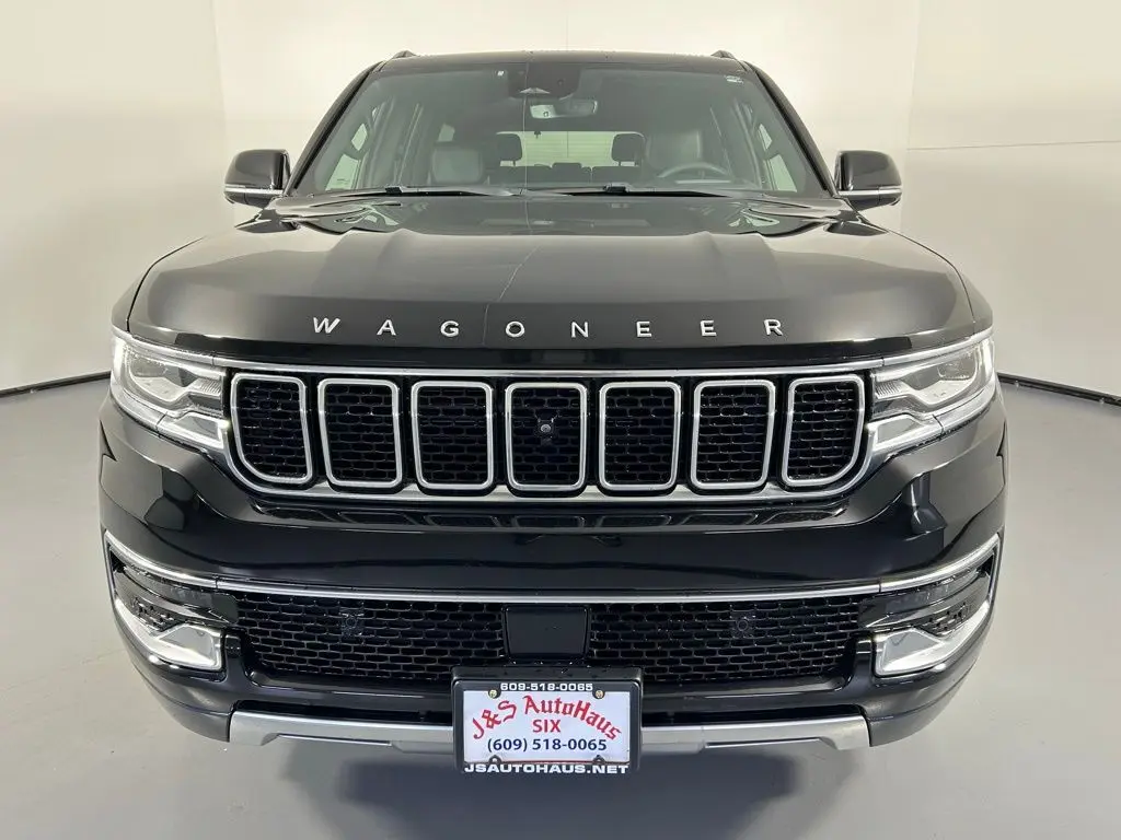 Used 2022 Jeep Wagoneer Series III with VIN 1C4SJVDT6NS107055 for sale in Ewing, NJ