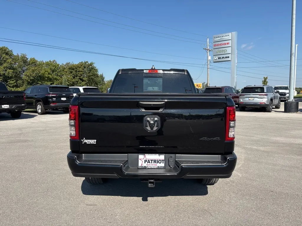 2024 Ram 1500 Tradesman photo 4