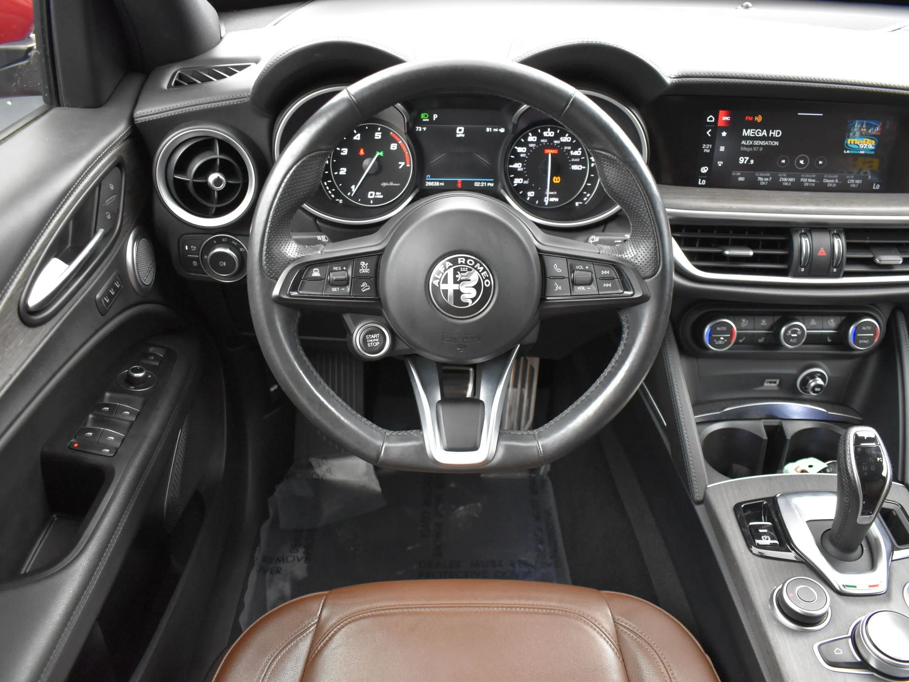 2022 Alfa Romeo Stelvio Ti photo 17