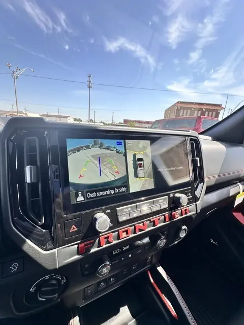 2026 Nissan Frontier PRO-4X photo 13
