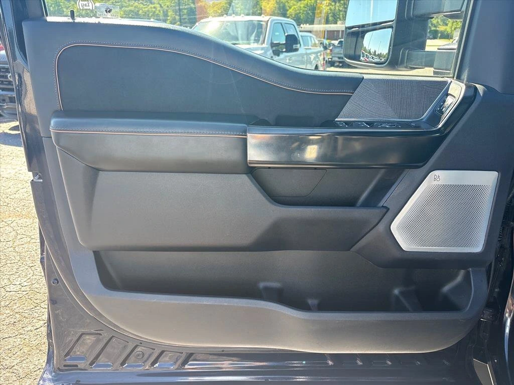 2023 Ford F-250 Super Duty Platinum - Photo 27