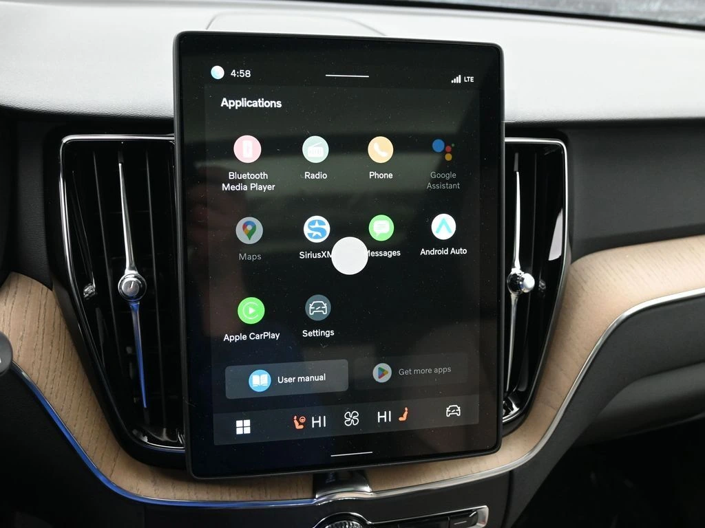 2026 Volvo - image 12