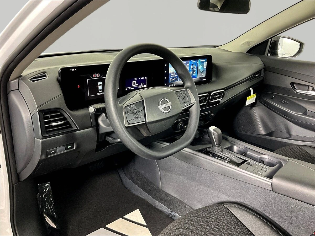 2026 Nissan Sentra S - Photo 8