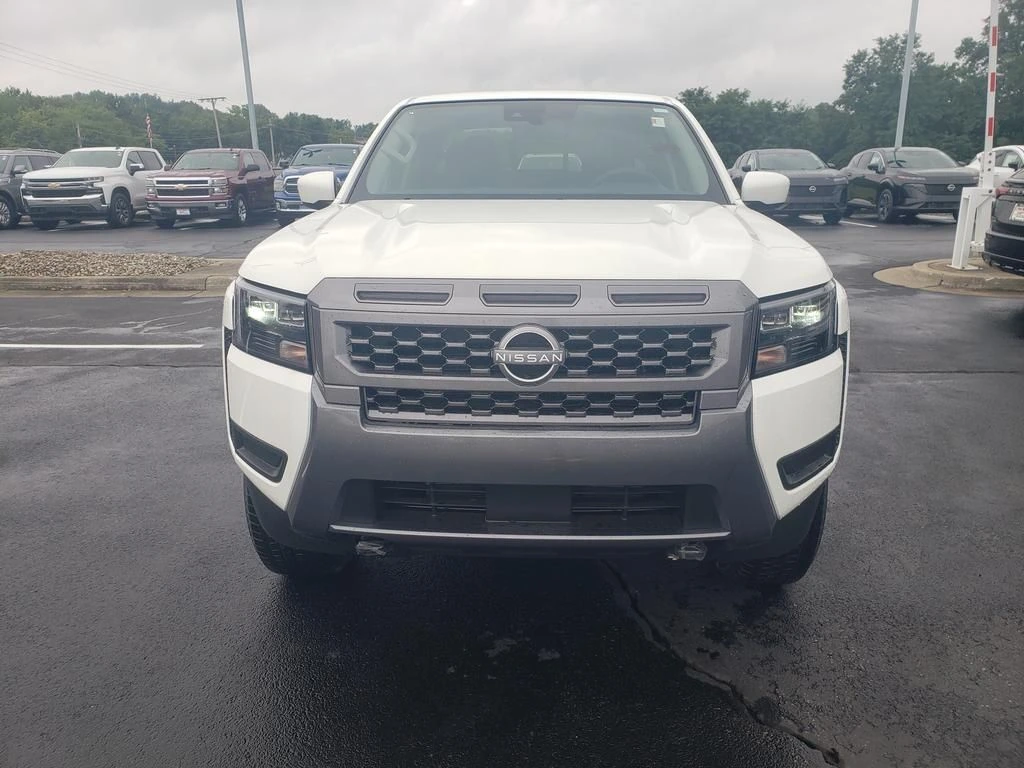2026 Nissan Frontier SV - Photo 9