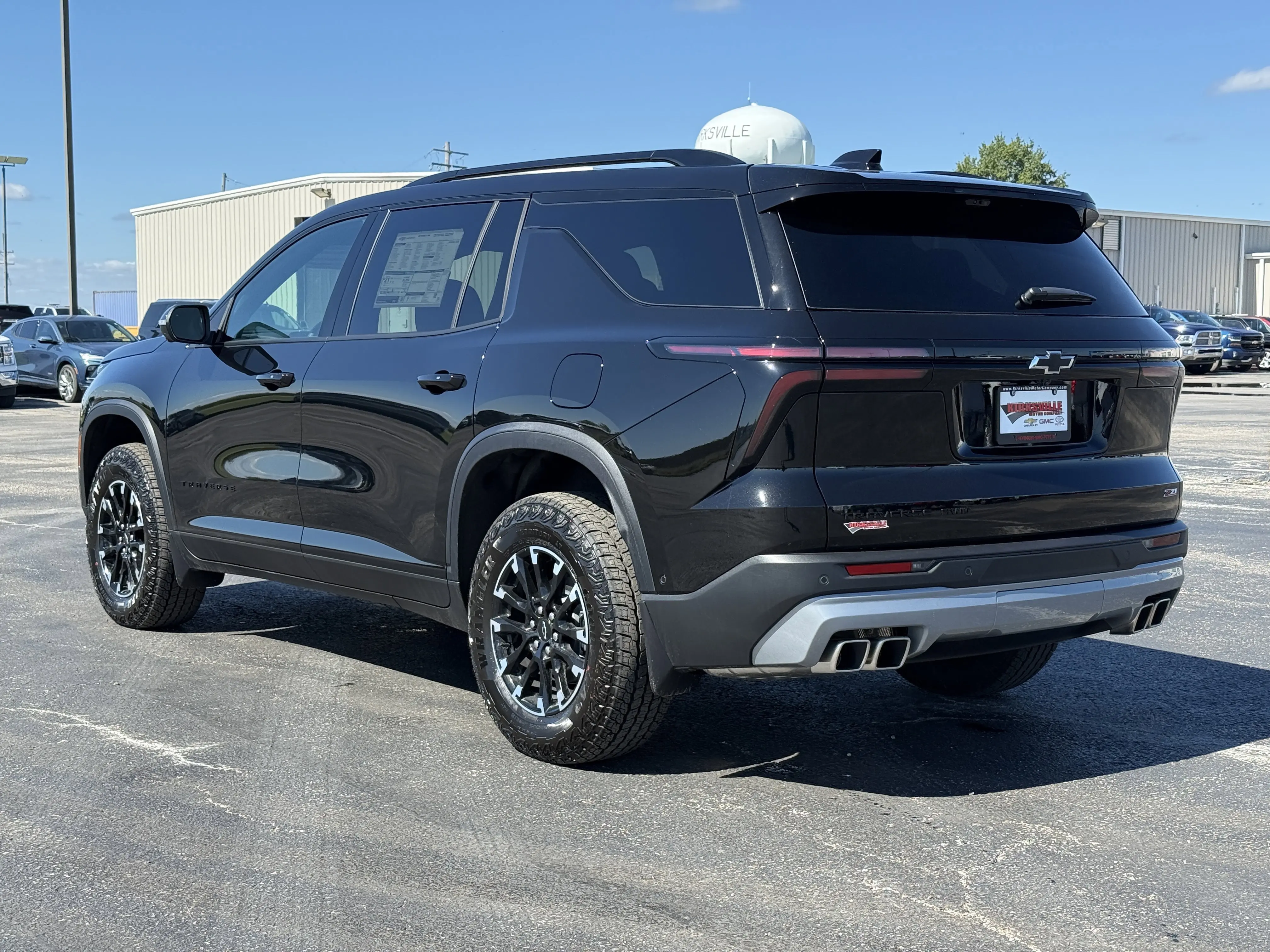 2026 Chevrolet Traverse Z71 photo 4